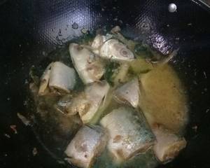 Tambahkan Air dan Bumbu